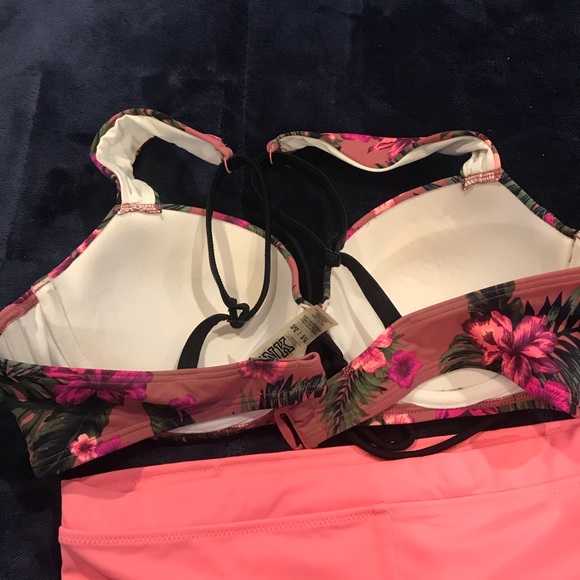 Victoria’s Secret pink midline push up bikini - Picture 5 of 6